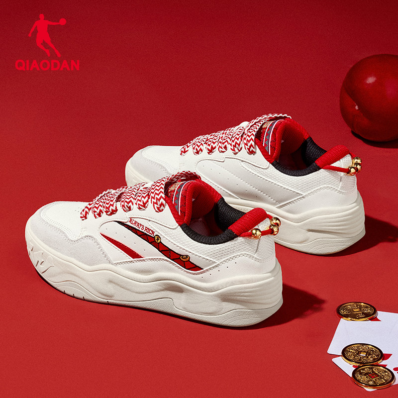 乔丹女鞋面包鞋新年款2025新款红色休闲板鞋女运动鞋情侣厚底增高,淘宝优惠券,粉丝福利购,淘宝优惠卷