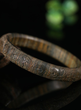 阿根廷吐丝绿檀手镯雕刻祥云贵妃镯檀木女清香味