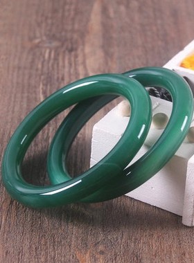 天然巴西绿玛瑙圆条饰品手镯