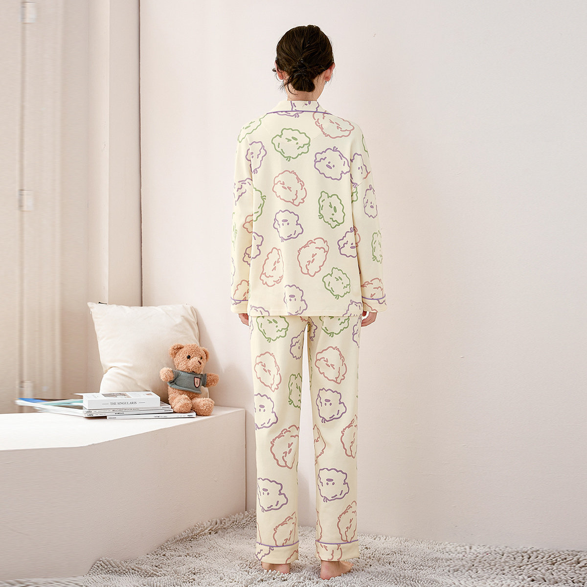  康妮雅睡衣/家居服套装