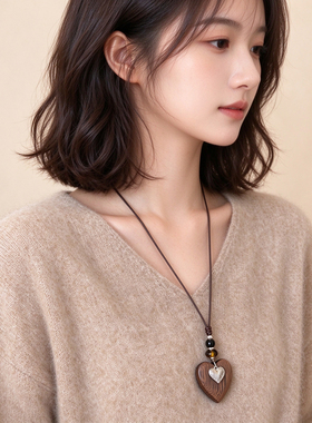 铜皮质项链 美拉德虎眼石爱心吊坠项链女秋冬复古毛衣链长款配饰