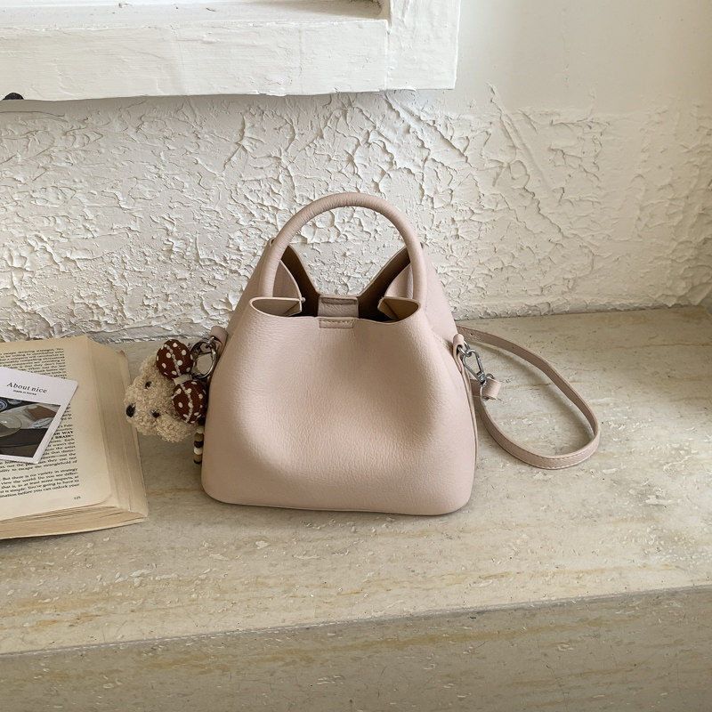 极简风小水桶包女2026新款百搭手提包高级感时尚休闲菜篮子小拎包,淘宝优惠券,粉丝福利购,淘宝优惠卷