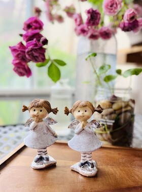 可爱乖巧小女孩仙女天使花园民宿阳台布景花盆造景九尾狐人物网红