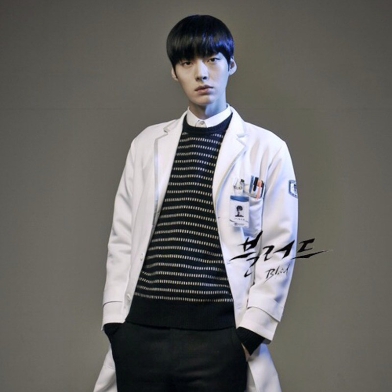 贝缇奴韩版短袖修身女美容院白大褂 贝缇奴医护制服