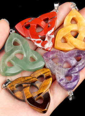 爱尔兰凯尔特结吊坠镂空三角