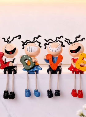 love三毛吊脚娃娃树脂摆件