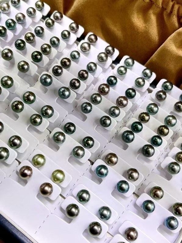 海水素钉耳钉18K金大溪地黑珍珠耳环正圆形微瑕耳饰百搭强光泽女,淘宝优惠券,粉丝福利购,淘宝优惠卷