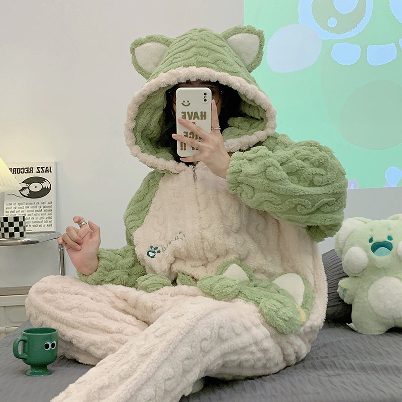 法兰绒可爱连体女款嘟嘟猫睡衣 戴蜜睡衣/家居服套装