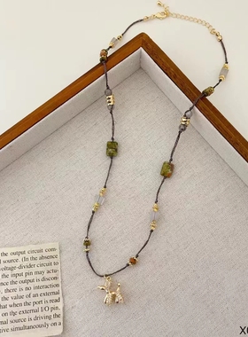 日韩小众趣味小狗项链女高级感时尚锁骨链天然石颈链2025年新款