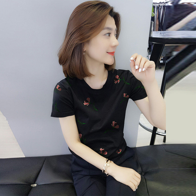 黑色短袖t恤女短款上衣 梵莉思女装T恤