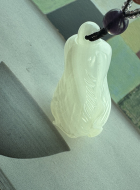 如初 佛家七宝之一有机宝石白菜吊坠配项链