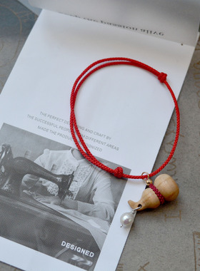 诗酒 原创桃木葫芦红绳手链女复古小众高级感编织手绳饰品新年