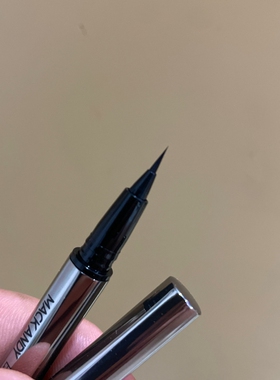 玛可安迪自然气质眼线笔软毛细头速干防水不晕染一笔成型眼线液笔