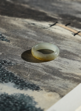 5号戒指 新疆和田玉糖玉唐草纹小尺码圆条素圈指环 尾戒 9408