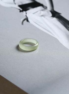 2号戒指 和田玉晴水青白窄条泥鳅背素圈指环 尾戒 9153