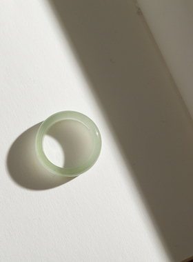 1号戒指 和田玉晴水尾戒 小尺码青白素圈指环 8605