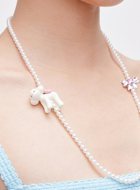 FWISH飞未夕 PAWty系列奶白爱心泰迪珍珠蝴蝶结项链女节日礼物