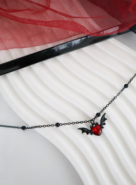 欧美饰品黑色蝙蝠串珠亮面皮革项链万圣节小恶魔choker双层锁骨链