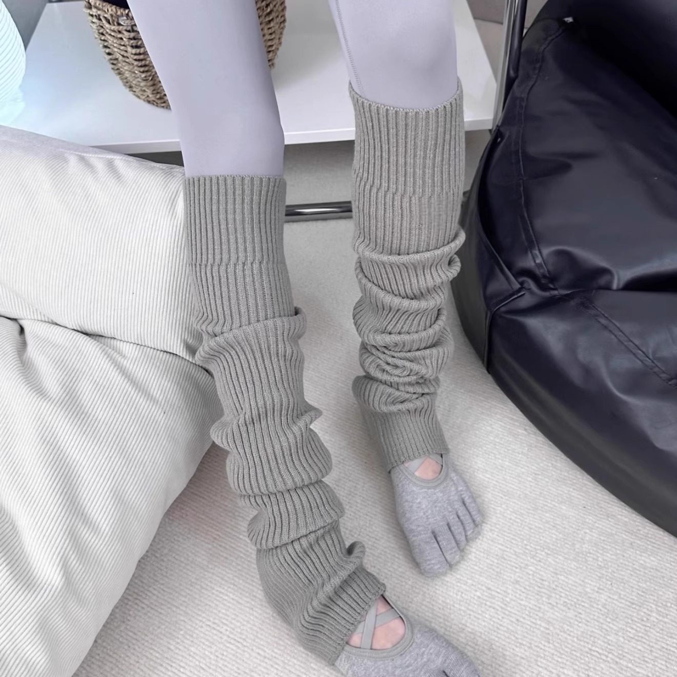 Wuuuus 踩脚袜套女春秋款芭蕾风长筒堆堆袜子竖纹针织露趾小腿套,淘宝优惠券,粉丝福利购,淘宝优惠卷