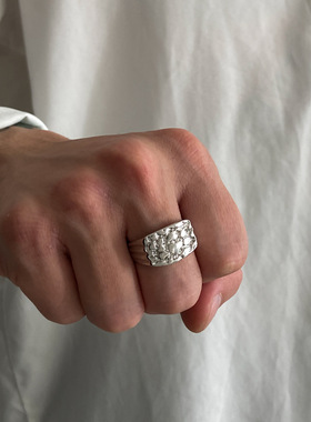 欧美精品饰品 2025新款肌理纹合金戒指 男式潮流个性百搭手饰配饰