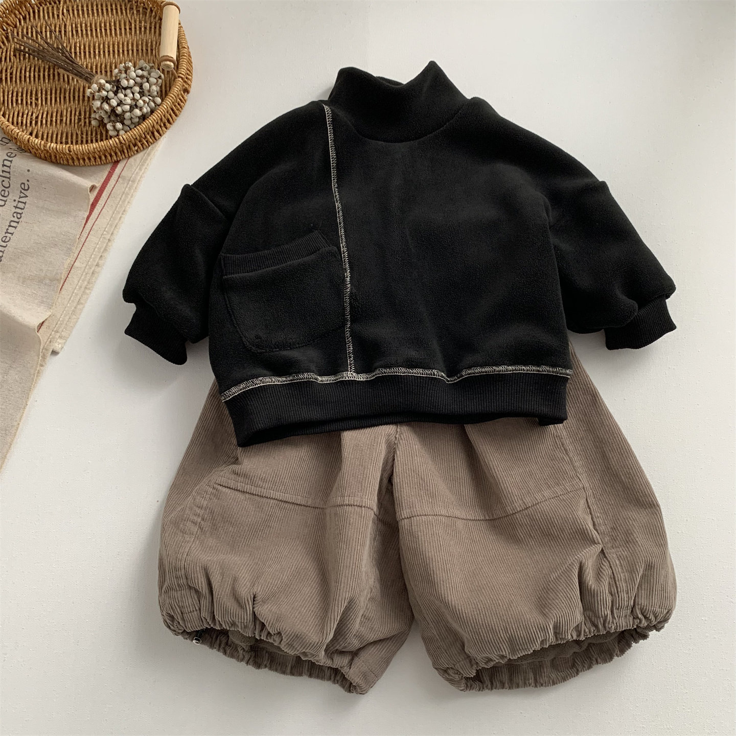 淘气小妞加绒加厚男童灯芯绒裤子秋冬2026新款女童宝宝阔腿长裤潮,淘宝优惠券,粉丝福利购,淘宝优惠卷