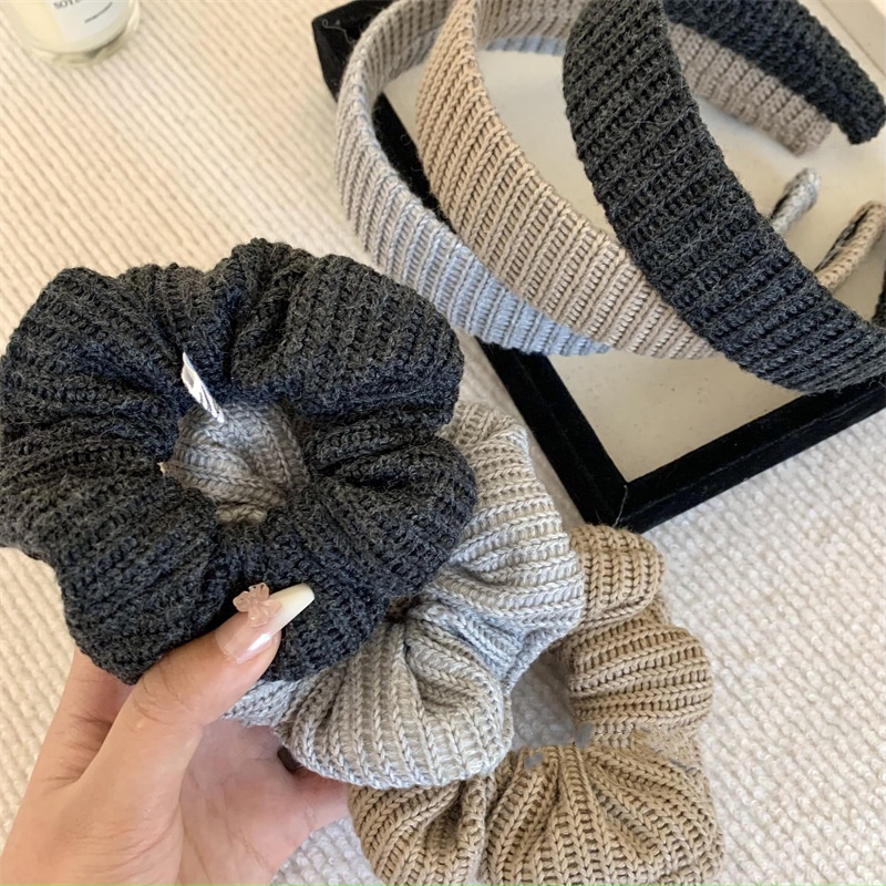 秋冬毛线手工复古学院少女宽版发箍简约针织大肠发圈丸子头发饰 - 图0