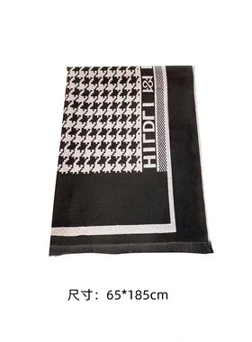 简约现代家居男士衣帽间西装公文包售楼处展厅样板房衣服软装饰品