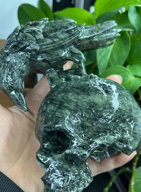 新款精雕乌鸦骷髅天然石头镂空雕刻超值