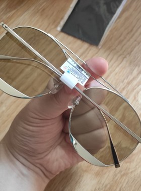 特价优惠全新正品V牌大框全框金属女士太阳眼镜 重量:24克