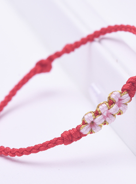 小众招桃花编织森系红绳手链