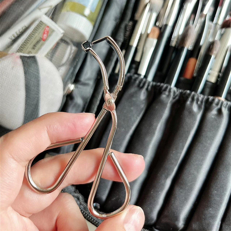 oumi欧谜专业胶垫睫毛夹子局部定型持久卷翘新手初学者化妆师专用,淘宝优惠券,粉丝福利购,淘宝优惠卷