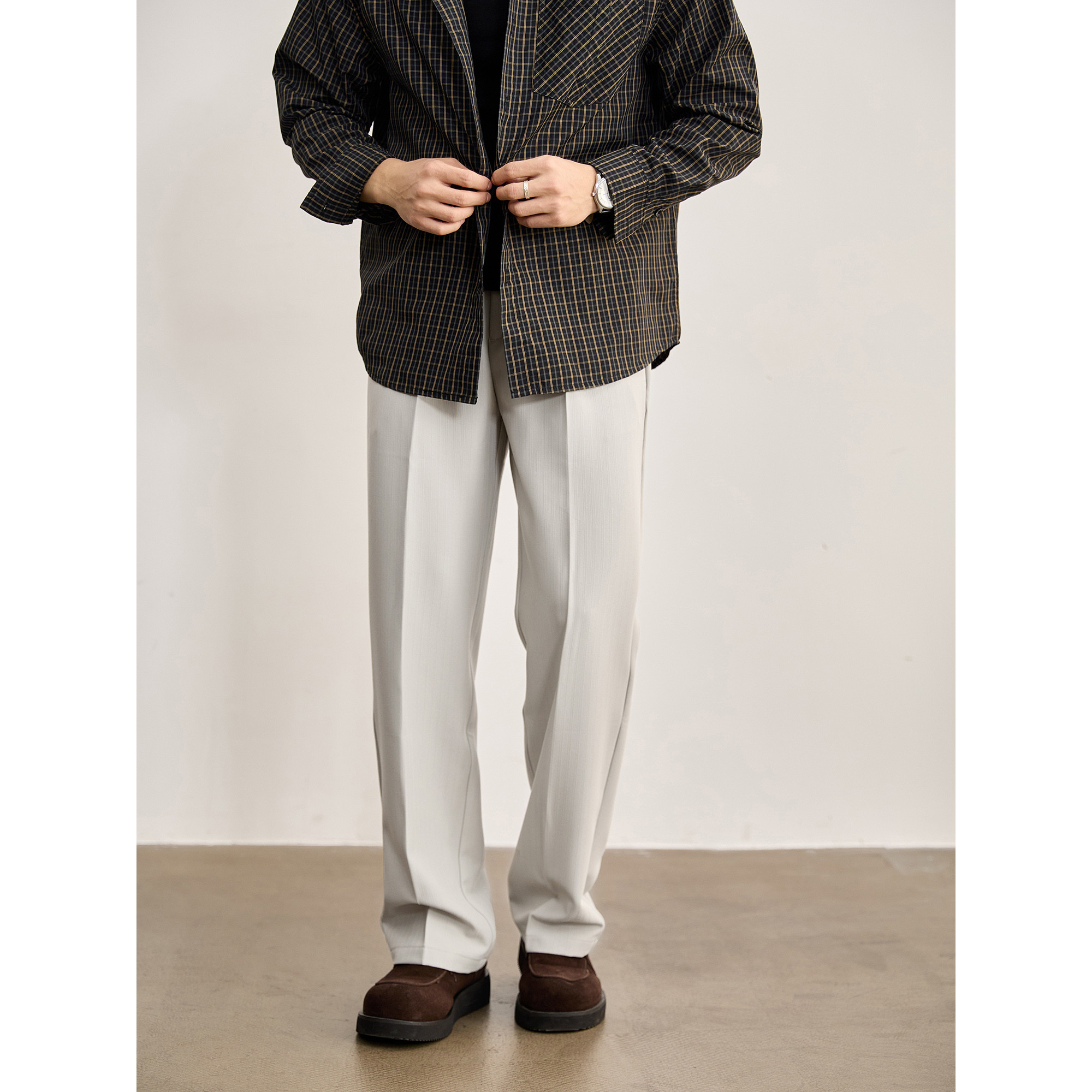 LUUD 轻奢纯色双褶设计直筒休闲裤抗皱竖纹肌理法式休闲西裤男士,淘宝优惠券,粉丝福利购,淘宝优惠卷