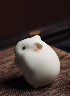 象牙果可爱吃货仓鼠手把件