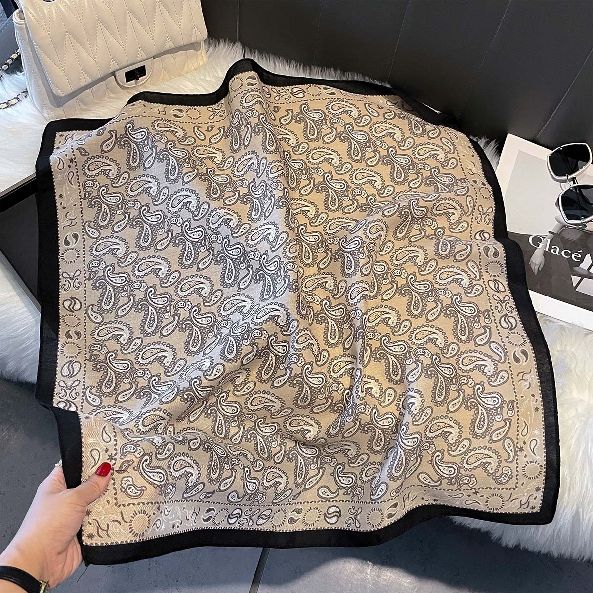 复古腰果棉麻手感围巾日系包头绑腰丝巾女春秋保暖护颈小方巾领巾