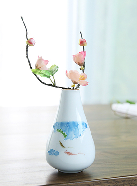 陶瓷客厅装饰品手绘浮雕小花瓶