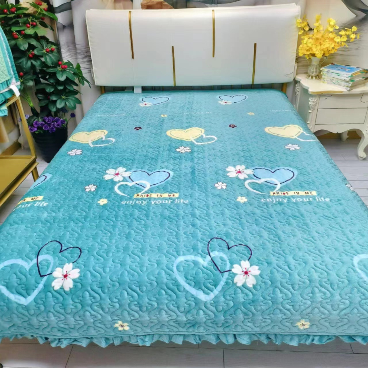 2025新款牛奶绒床盖冬季加绒面厚床单夹棉榻榻米炕盖毯子床罩单件,淘宝优惠券,粉丝福利购,淘宝优惠卷