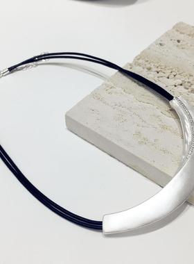 扭镶钻笑脸造型U形多层黑绳项链