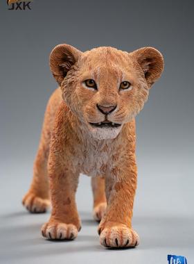jxk1/6仿真动物辛巴和娜娜狮子王