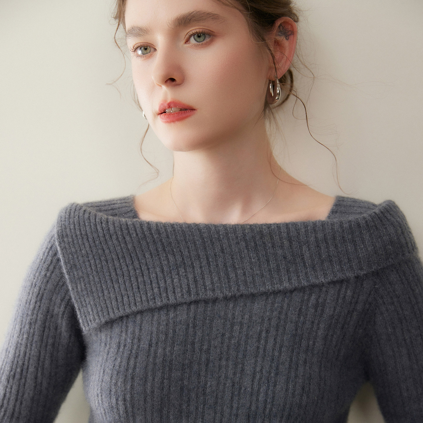 亲肤柔软~100%纯山羊绒女一字肩修身坑条针织上衣时尚百搭毛衣,淘宝优惠券,粉丝福利购,淘宝优惠卷