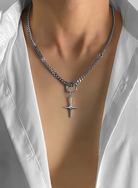 钛钢蛇骨拼接方牌十字星项链