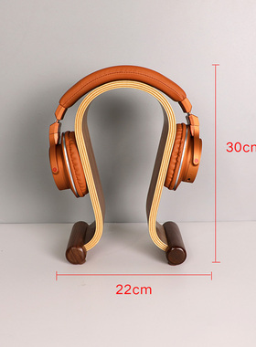 轻奢样板房飘窗书房耳机唱片摆件