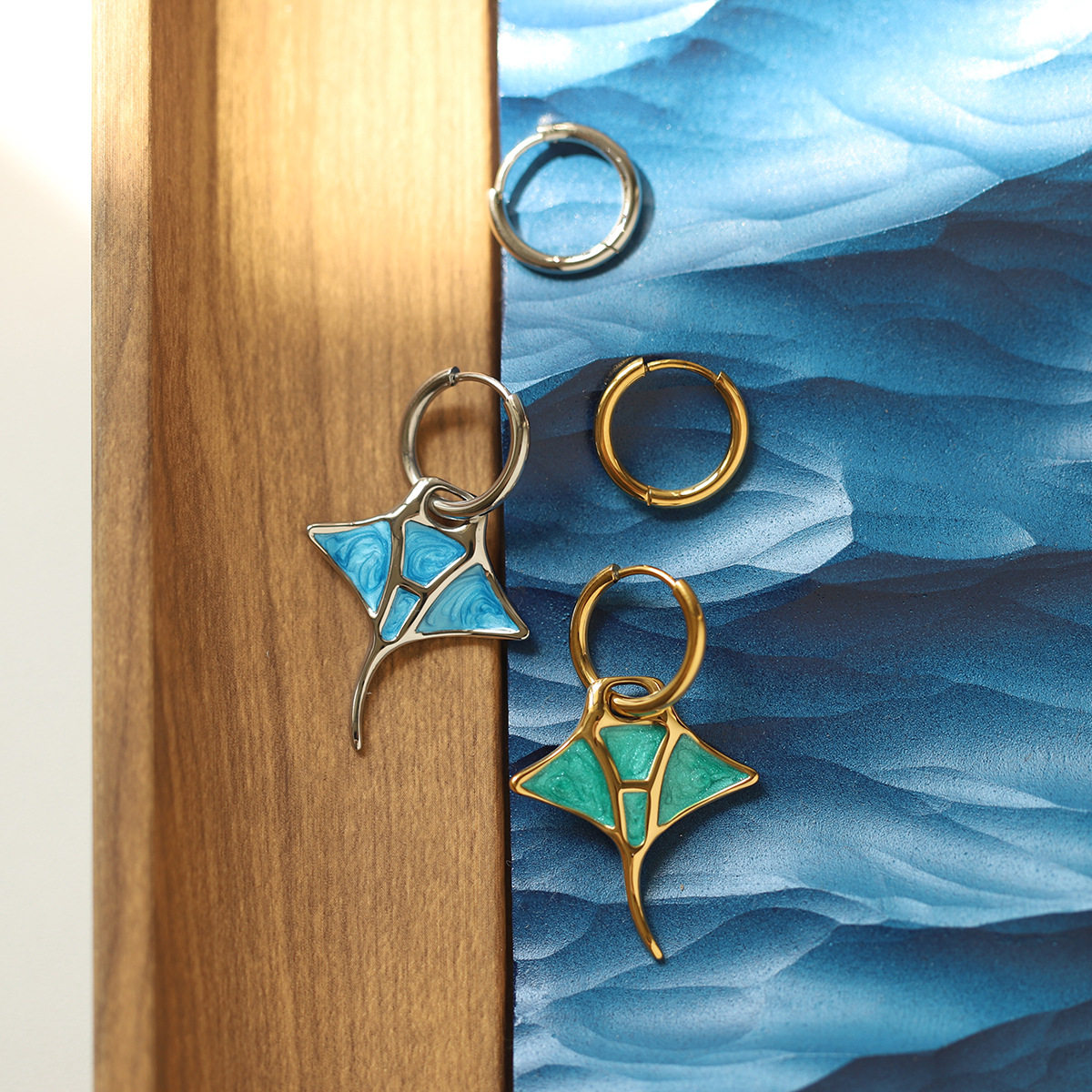 魔鬼鱼海洋风AB不对称滴油耳扣来自马尔代夫的礼物 耳环钛钢ED234,淘宝优惠券,粉丝福利购,淘宝优惠卷