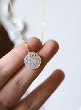 木芙蓉花朵贝壳圆形项链