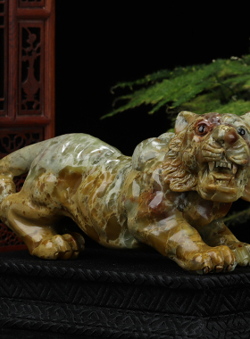 寿山石虎虎生威老料摆件篆刻形态