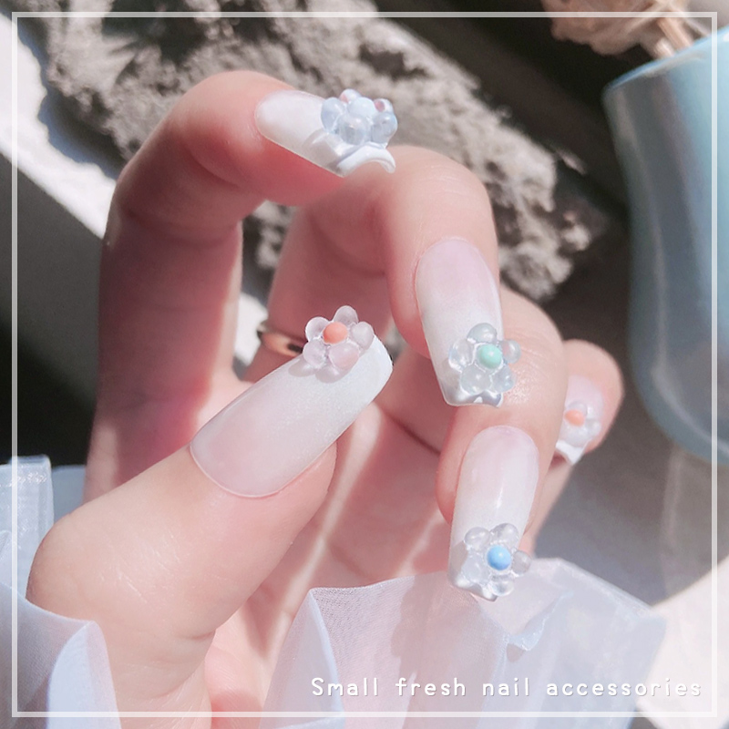 春季花朵美甲饰品新白色小花花混装五瓣花彩色树脂指甲钻网红爆款 - 图2