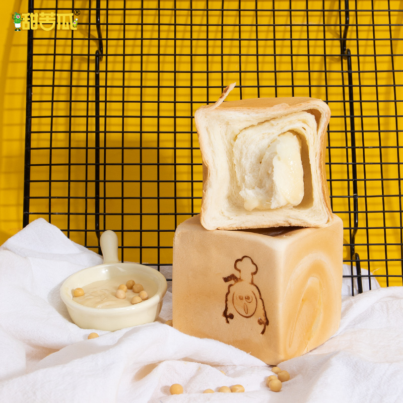 甜苦瓜 蔓越莓咸蛋黄豆乳纯奶吐司面包手工面包早餐面包720g