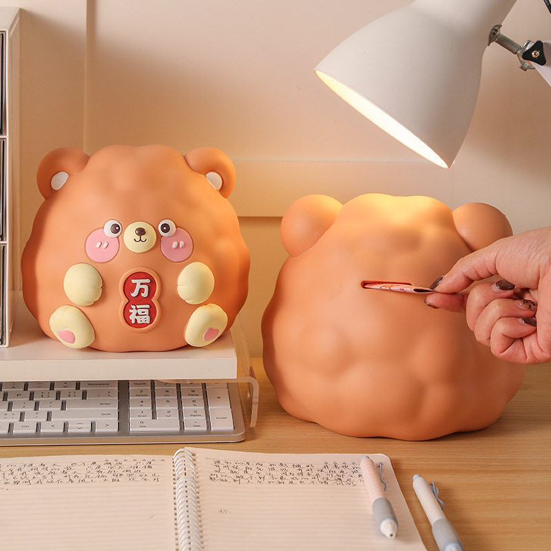 蛇年新款团团熊搪胶存钱罐儿童可进可出大容量储蓄罐桌面创意摆件,淘宝优惠券,粉丝福利购,淘宝优惠卷