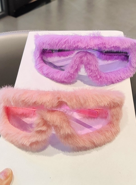 冬天超搭！软乎乎毛茸装饰眼镜