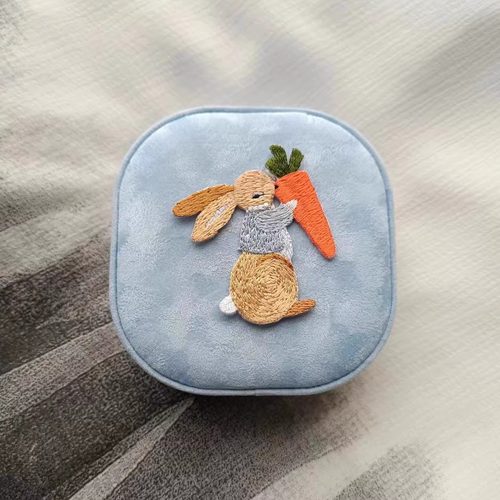 2024丝绒可爱清新大气手镯手链收纳首饰盒生日结婚礼物珠宝包装盒 - 图2