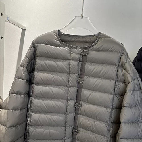 MX墨写女装正品简约高级感轻薄压纹白鸭绒羽绒服阔版保暖外套8027 - 图2